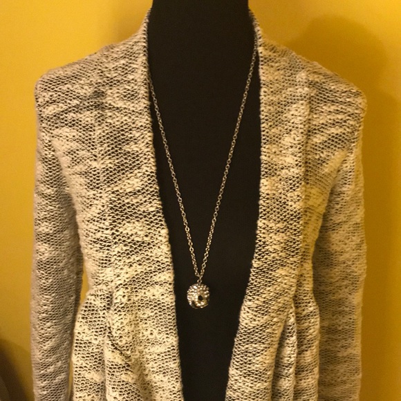 Abstract cardi - Picture 3 of 5